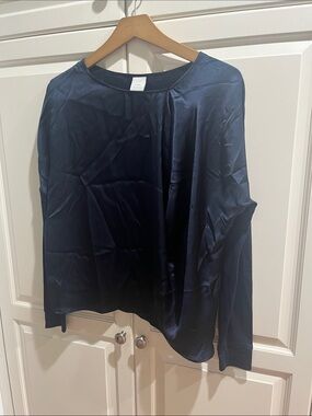 PINKO TAG navy silk top